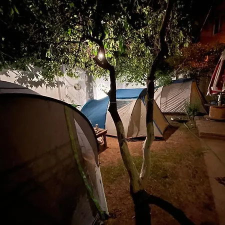 Green Hostel אכסניה טיראנה