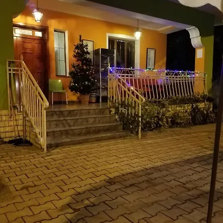 Green Hostel אכסניה